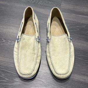 Donald J. Pliner Cream Loafers